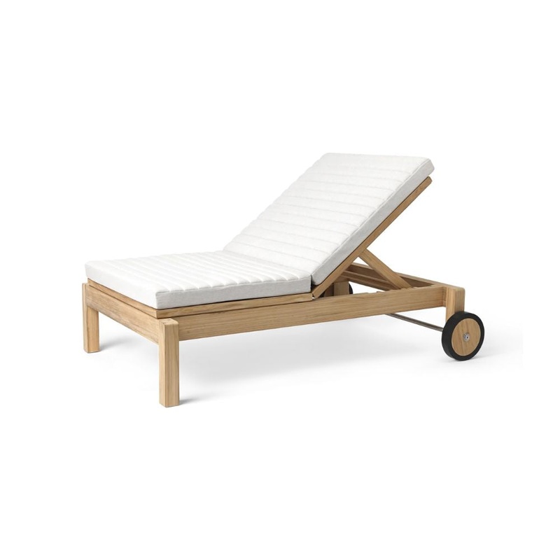 Carl Hansen AH604 Outdoor Teak Lounger