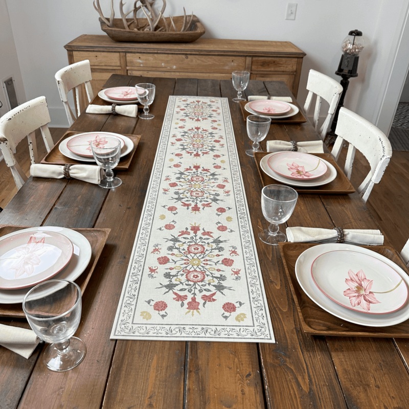 Amelia Table Runner | Red – Premium Vinyl Mat