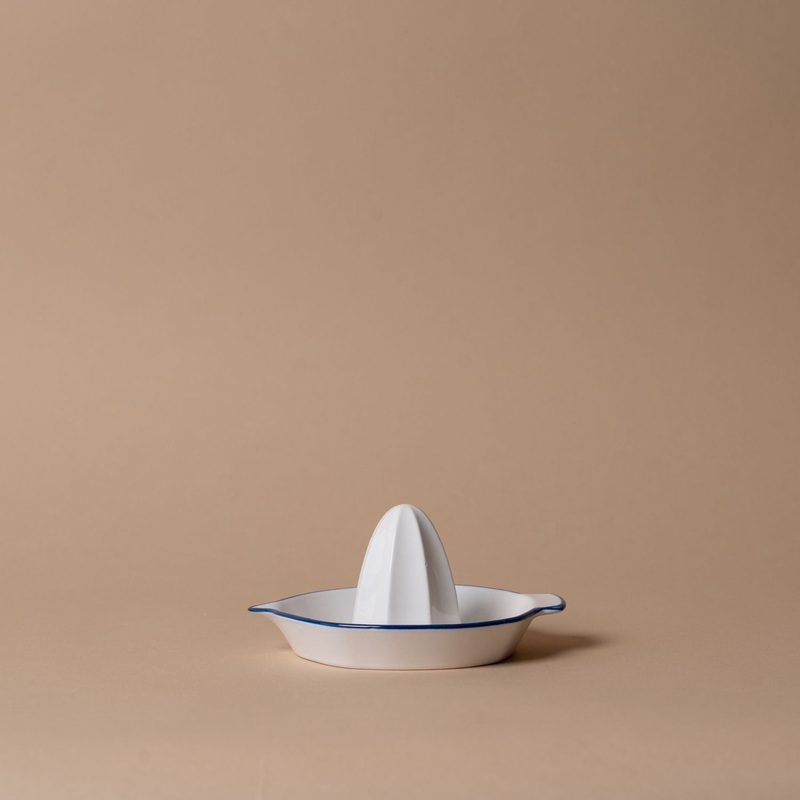 Porcelain Blue Edge Juicer