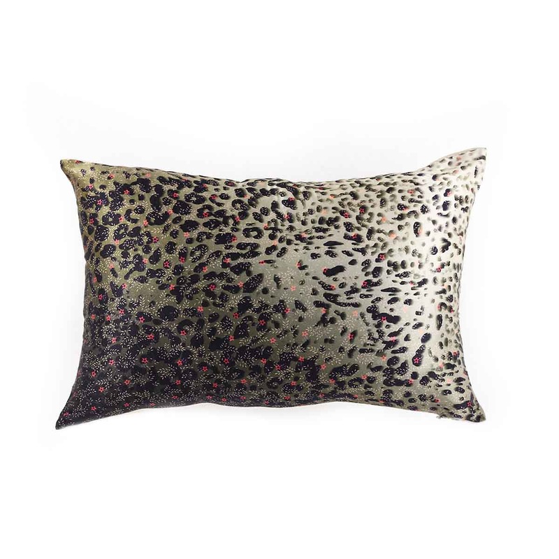 Totem Cushion, 12X18″