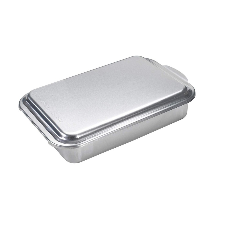 Nordic Ware Covered 9×13 Cake Pan