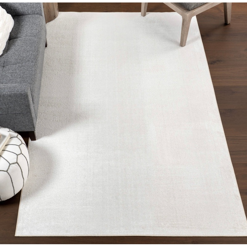 7′ 10″ x 10′ Argelia Solid Machine Washable Area Rug