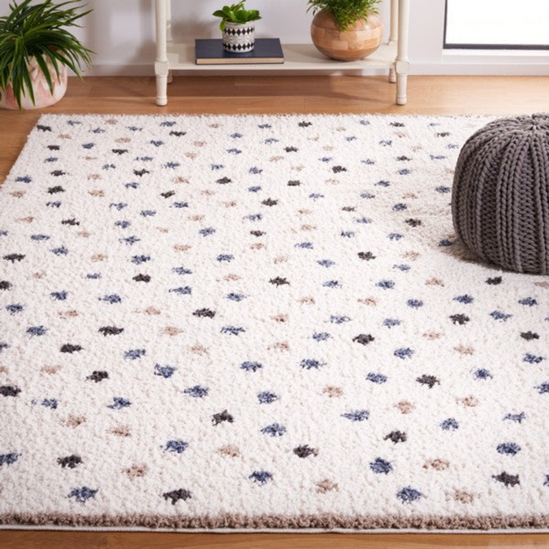 Calico Shag CLC102A Ivory / Taupe