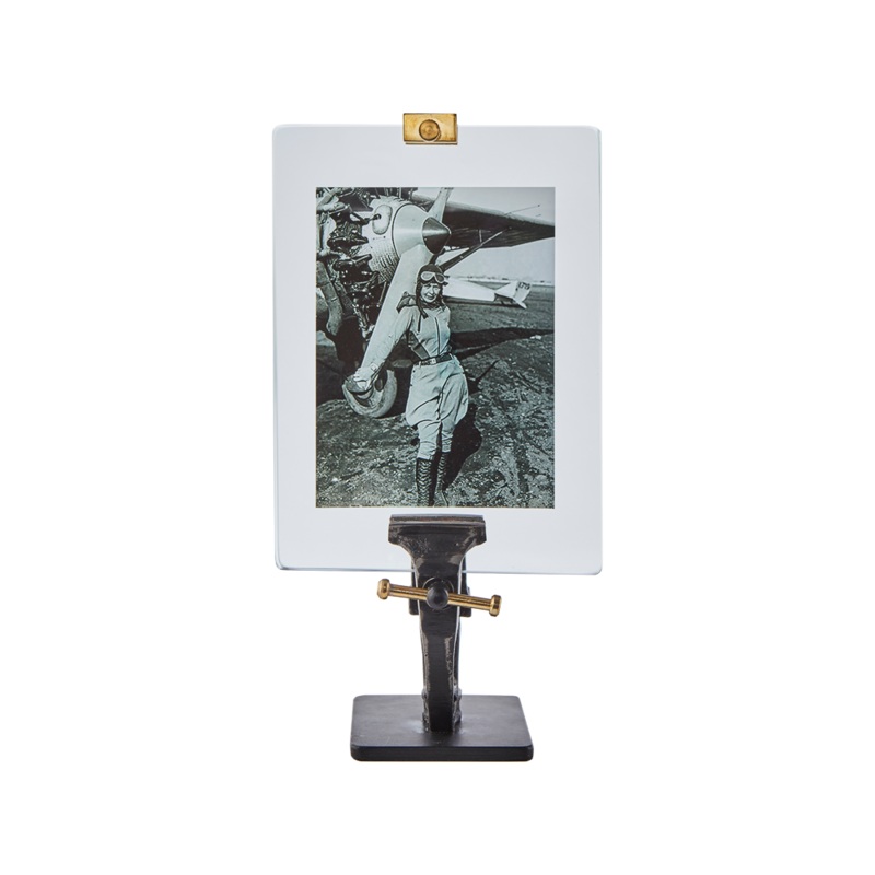 Vise Photo Frame