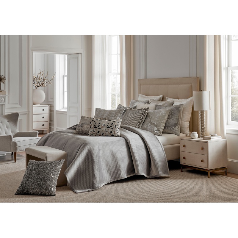 Amara Grey Quilt