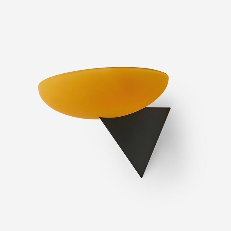 Novi Wall Lamp