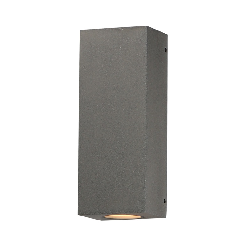 Pilar Outdoor Wall Light