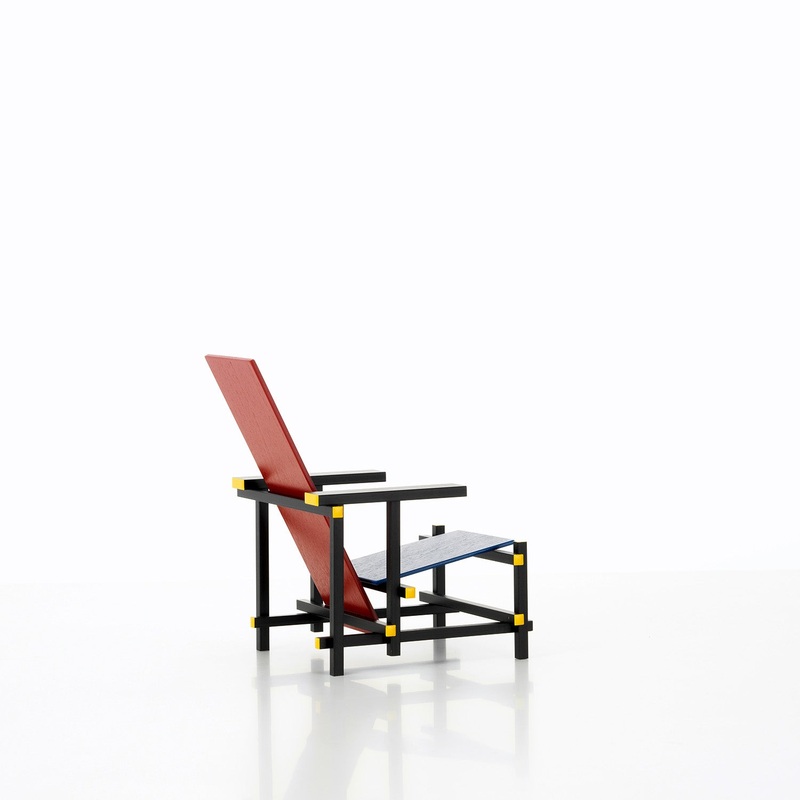 Vitra Miniatures Collection Red and Blue Armchair