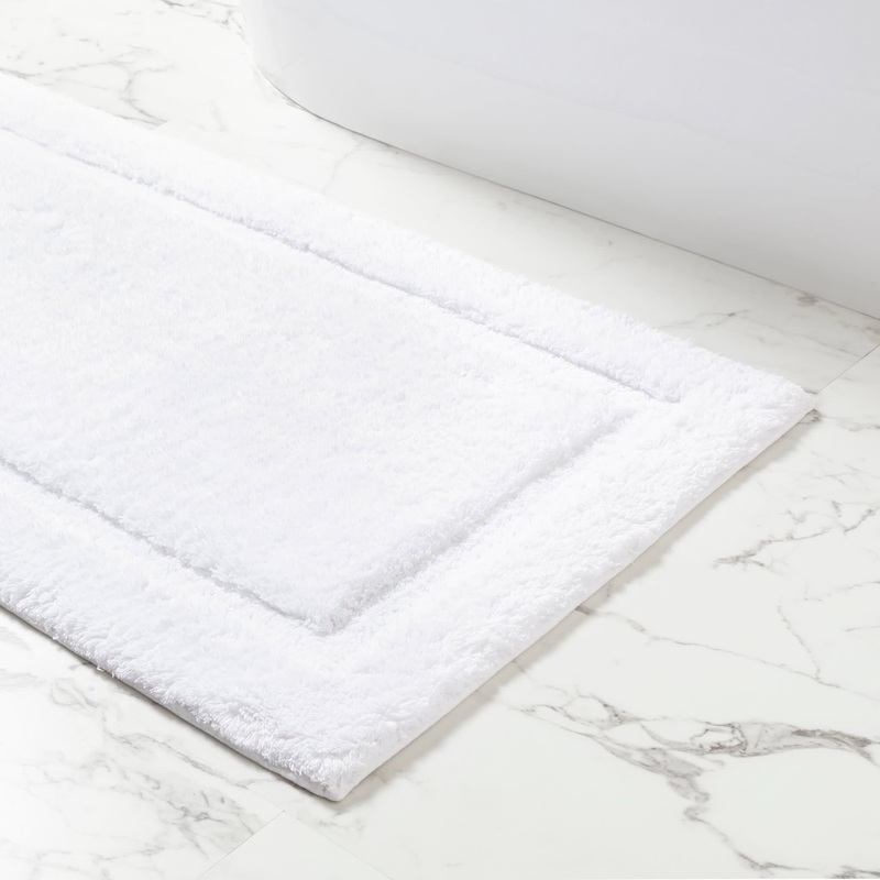 Classic Bath Rug | White