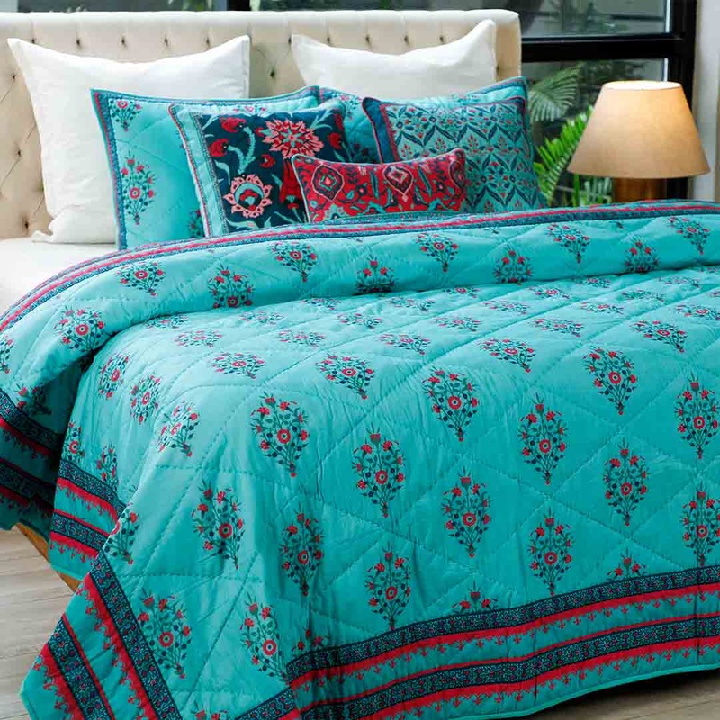 Erica Green Floral Quilt