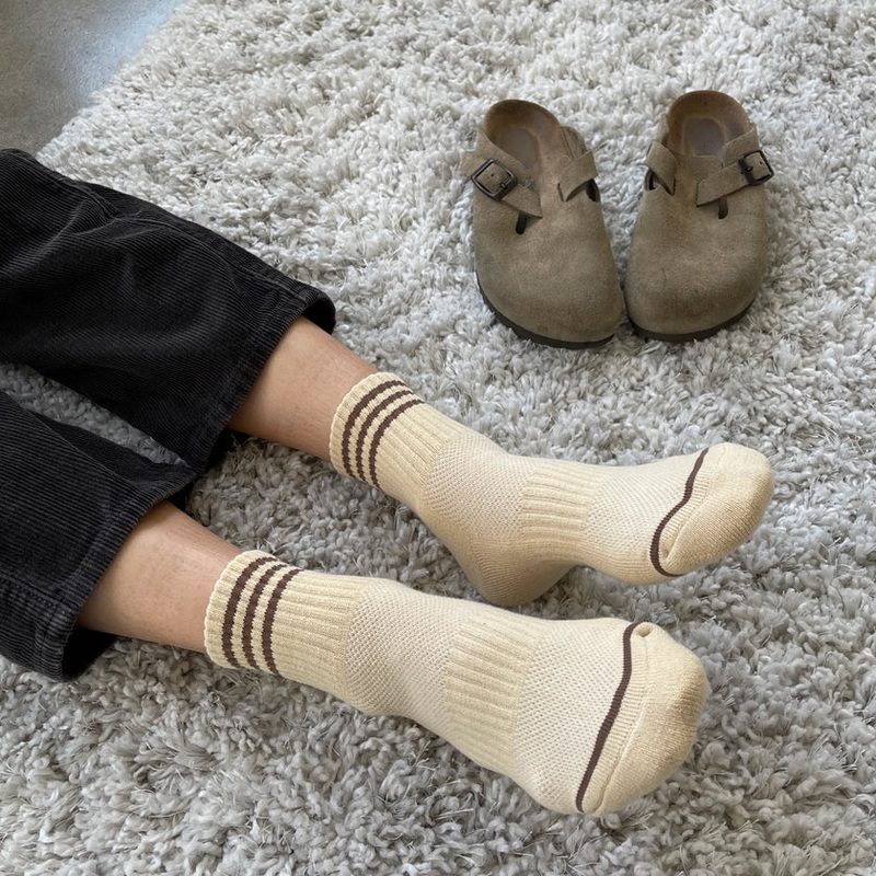 Girlfriend Socks: Daisy