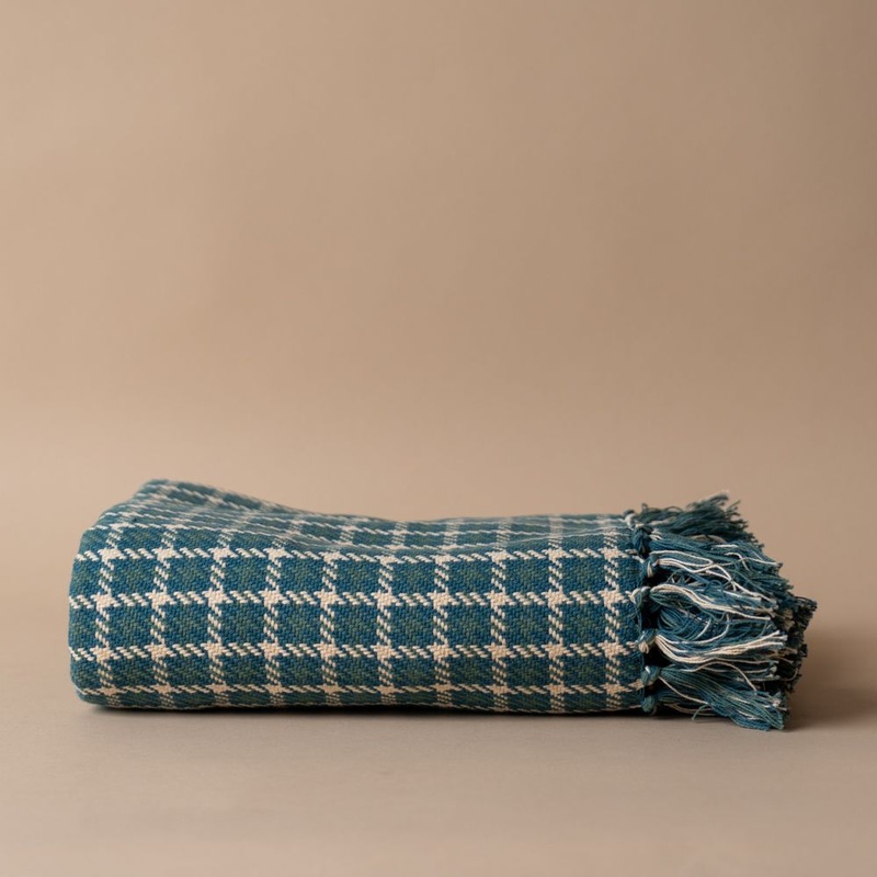 Teal Houndstooth Throw Blanket