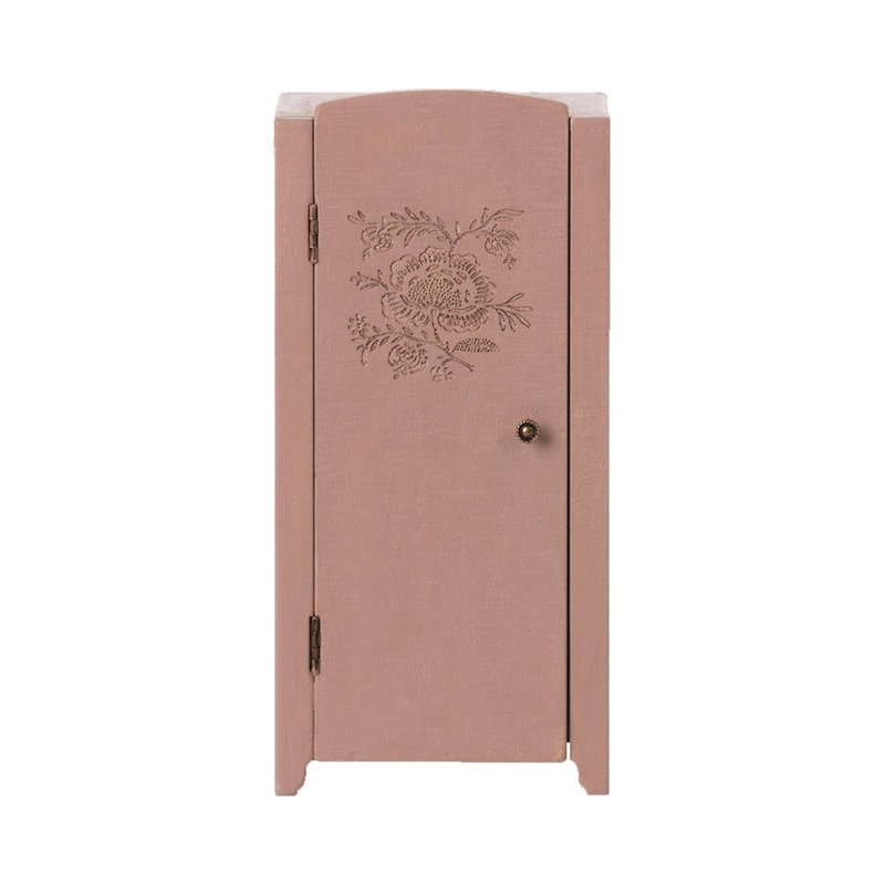 Miniature Closet – Light Rose
