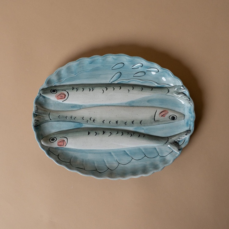 Stoneware Scallop Fisherman Dish