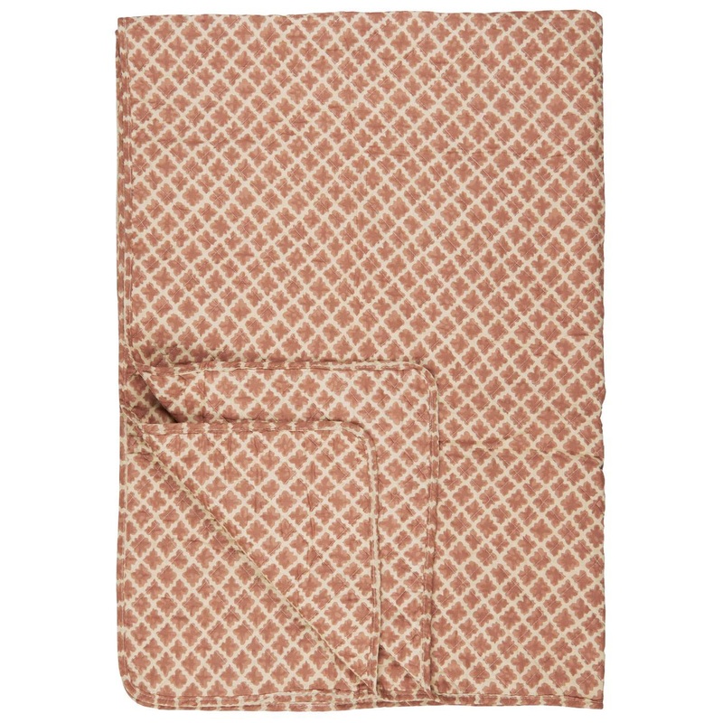 Quilt Natural W/Rust coloured Block Pattern