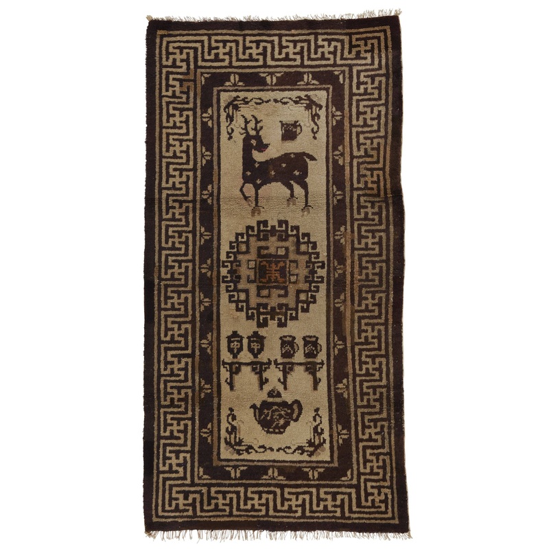 ANTIQUE CHINESE PAO TAO BEIGE/BROWN 2′ 11” x 5′ 9”