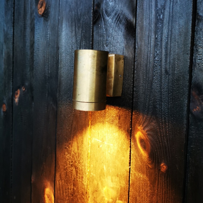 Novatrade Lighting Wall Down Wall Lamp