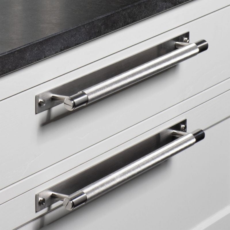 Buster + Punch Pull Bar Cross