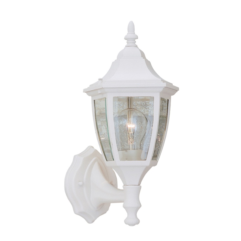 Designers Fountain 2462 Todays’s Home 1-lt 14″ Tall Outdoor Wall Lantern