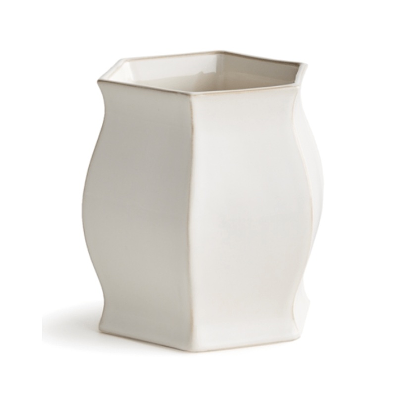 Delphine Pot