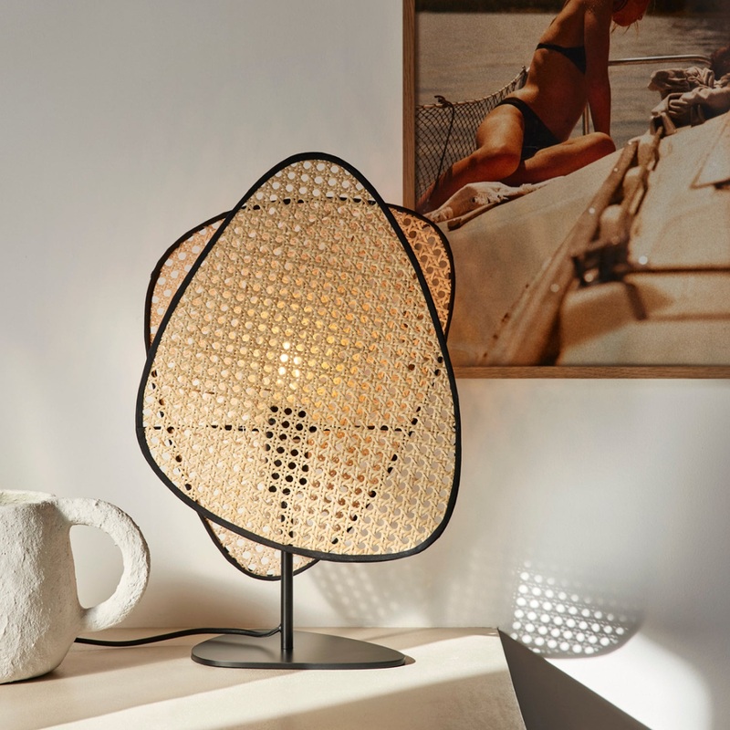 Market Set Screen Table Lamp