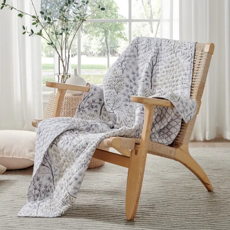 English Forest Quilted Throw – Natural