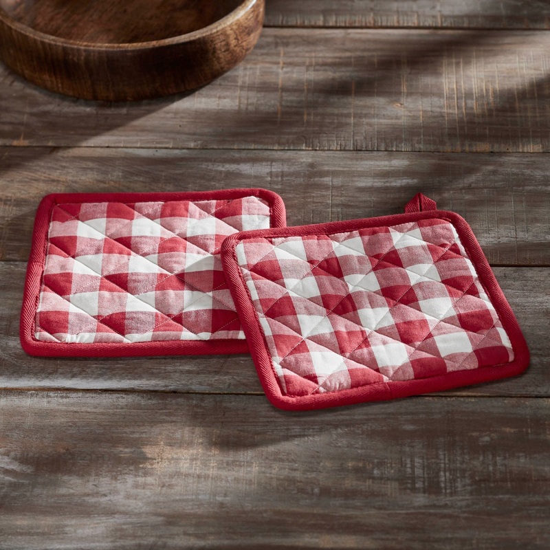 Annie Buffalo Check Red Pot Holder Set of 2 8×8