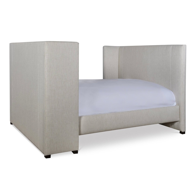 Cove Upholstered Bed (Queen)
