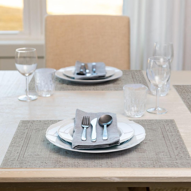 Audrey Placemat | Cream – Premium Vinyl Mat