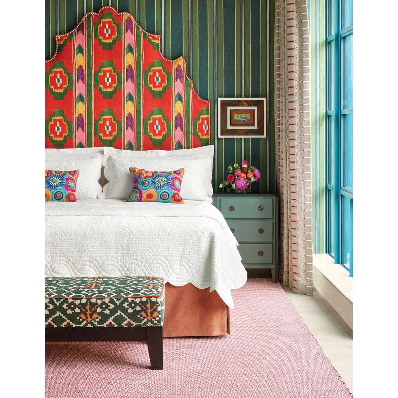 Power Shake Scallop Quilted Sham | White