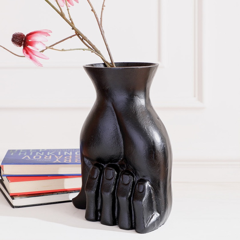 Angus Black Vase