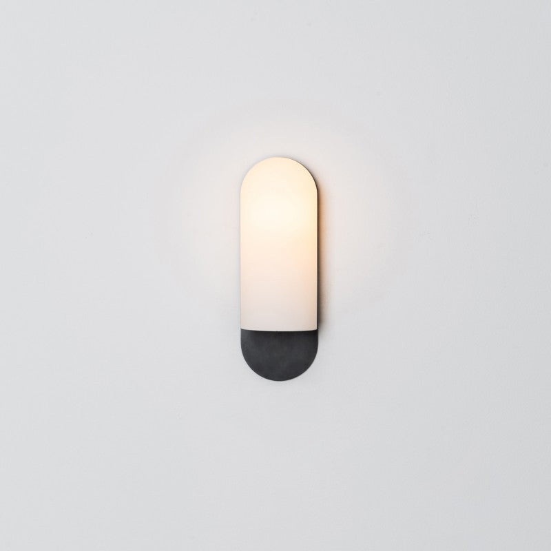 Schwung Odyssey Medium Sconce Wall Lamp (Black Gunmetal) – Second Chance