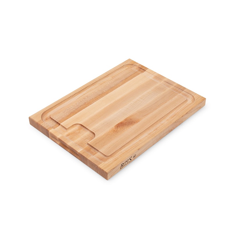 John Boos Maple 20″ x 15″ x 1.5″  AuJus Cutting Board with Sloped Juice Groove, Reversible, 1-1/2″ Thick