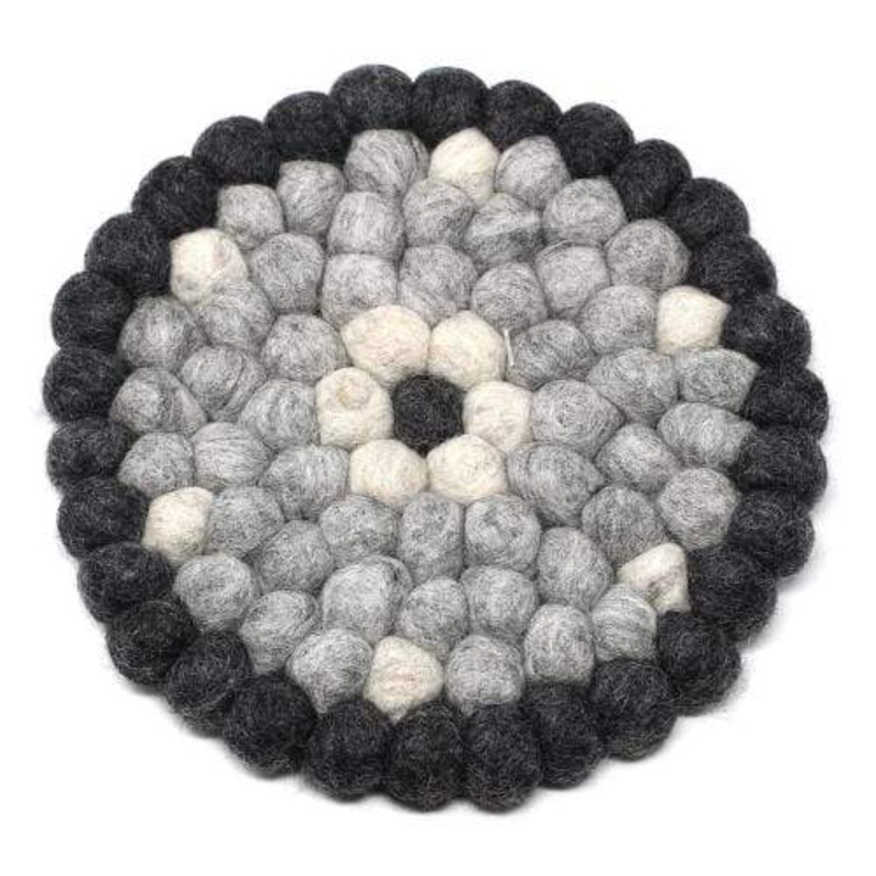 Hand Crafted Felt Ball Trivets from Nepal: Round Flower Design, Black/Grey – Global Groove (T)