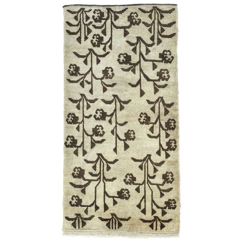 ANTIQUE TIBETAN KHADEN 2′ 8″ x 5′ 4″ 19th C