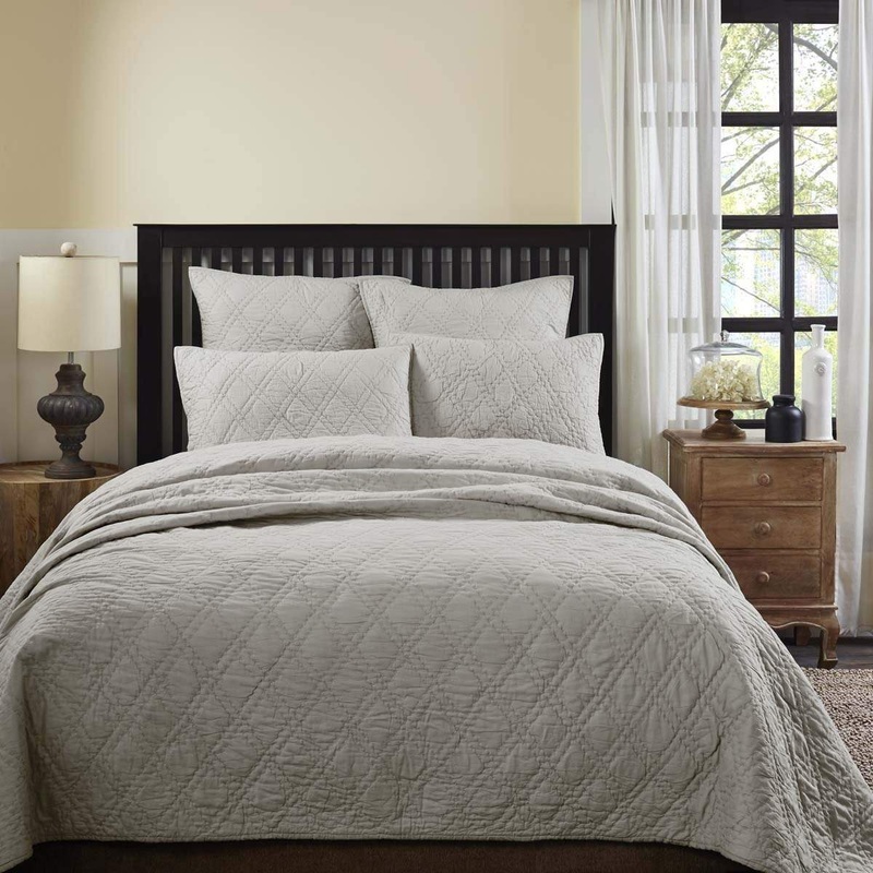 Casey Stone King Quilt 108Wx92L