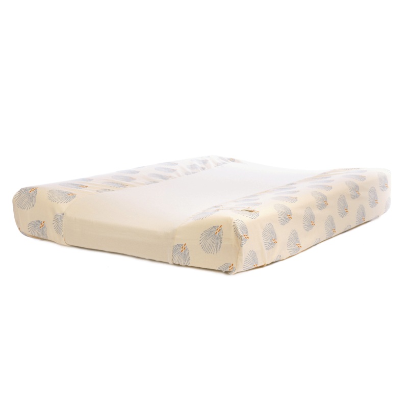 Calma waterproof changing mat  blue gatsby cream