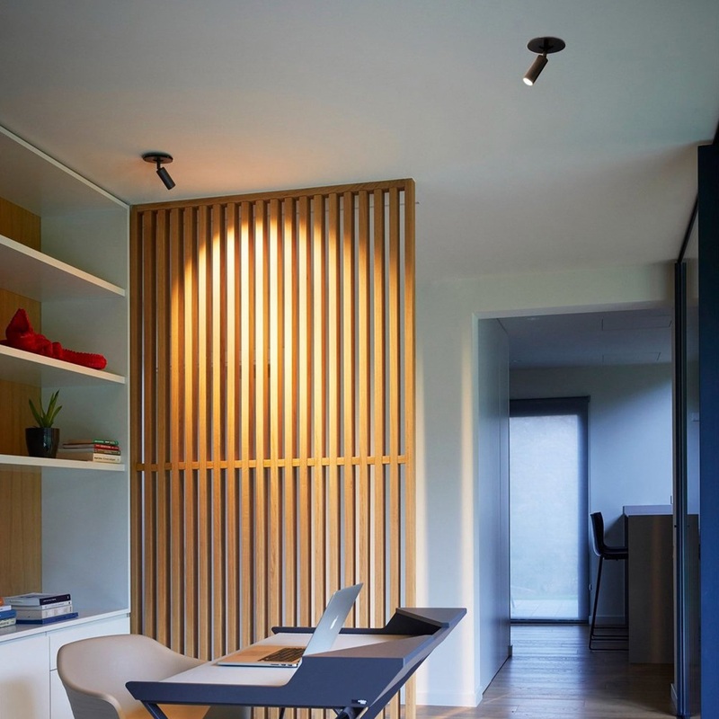 Estiluz Volta Wall / Ceiling Spotlight